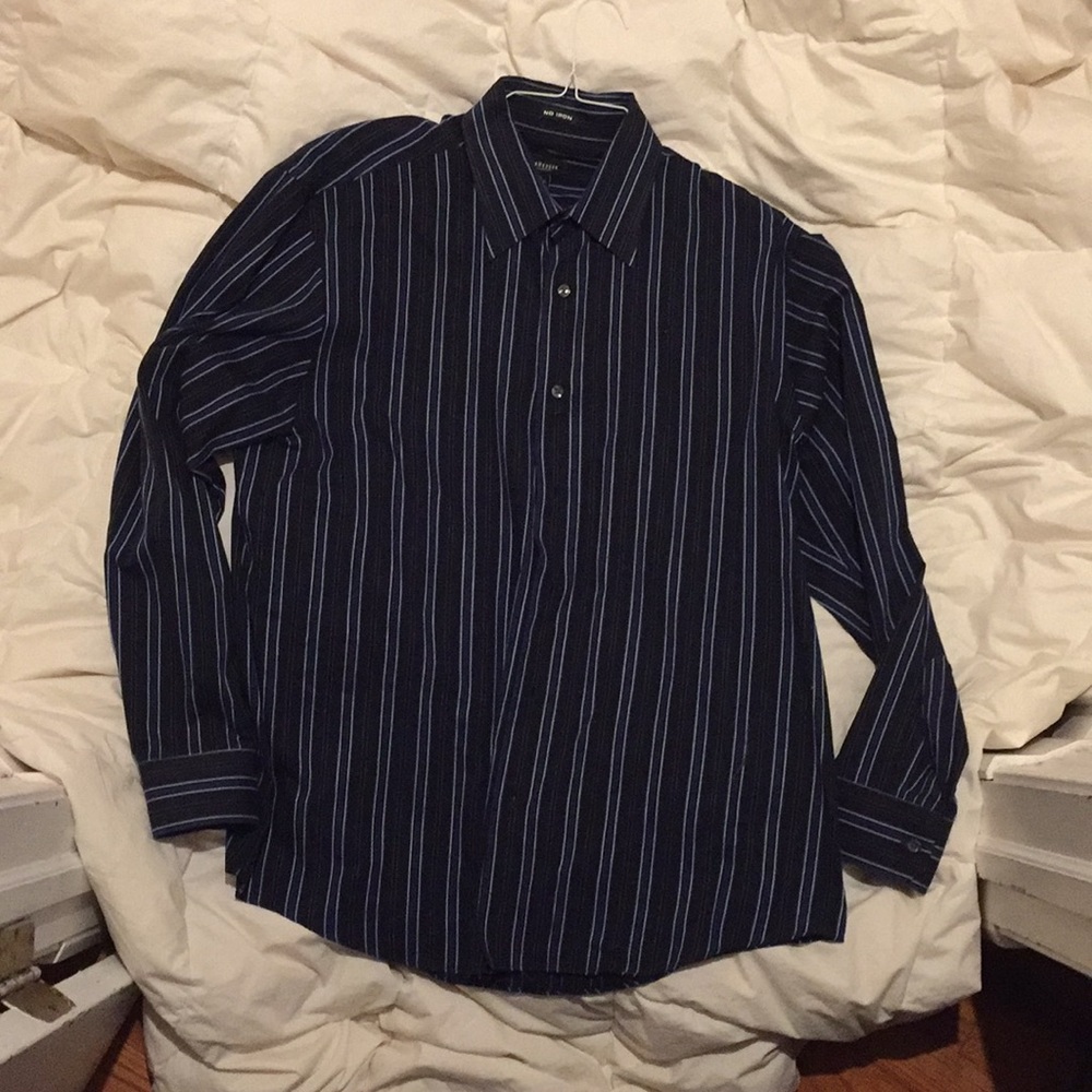 Men’s dress shirt